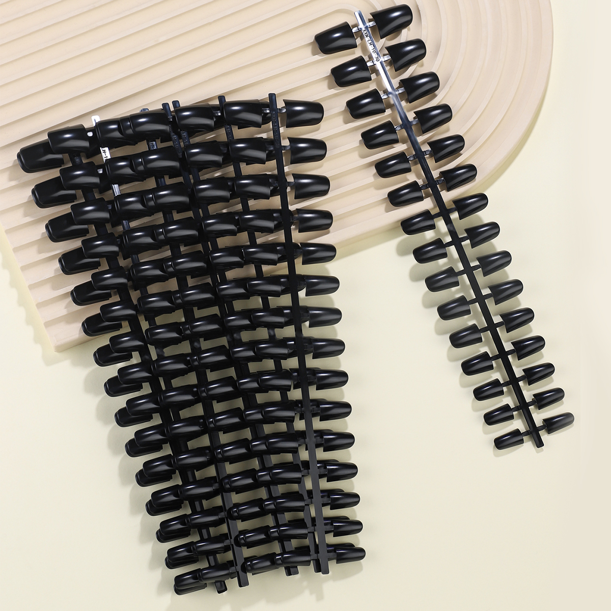 300 strips of medium-length thickened duck nails, solid color press-on nails, suitable for girls and ladies as gifts and daily wear nails