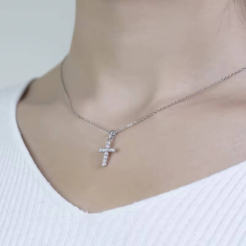 Messi Jewelry Custom Necklace Jewelry MSN-579 14K White Gold Cross Pendant Lab Grown Diamond Necklace