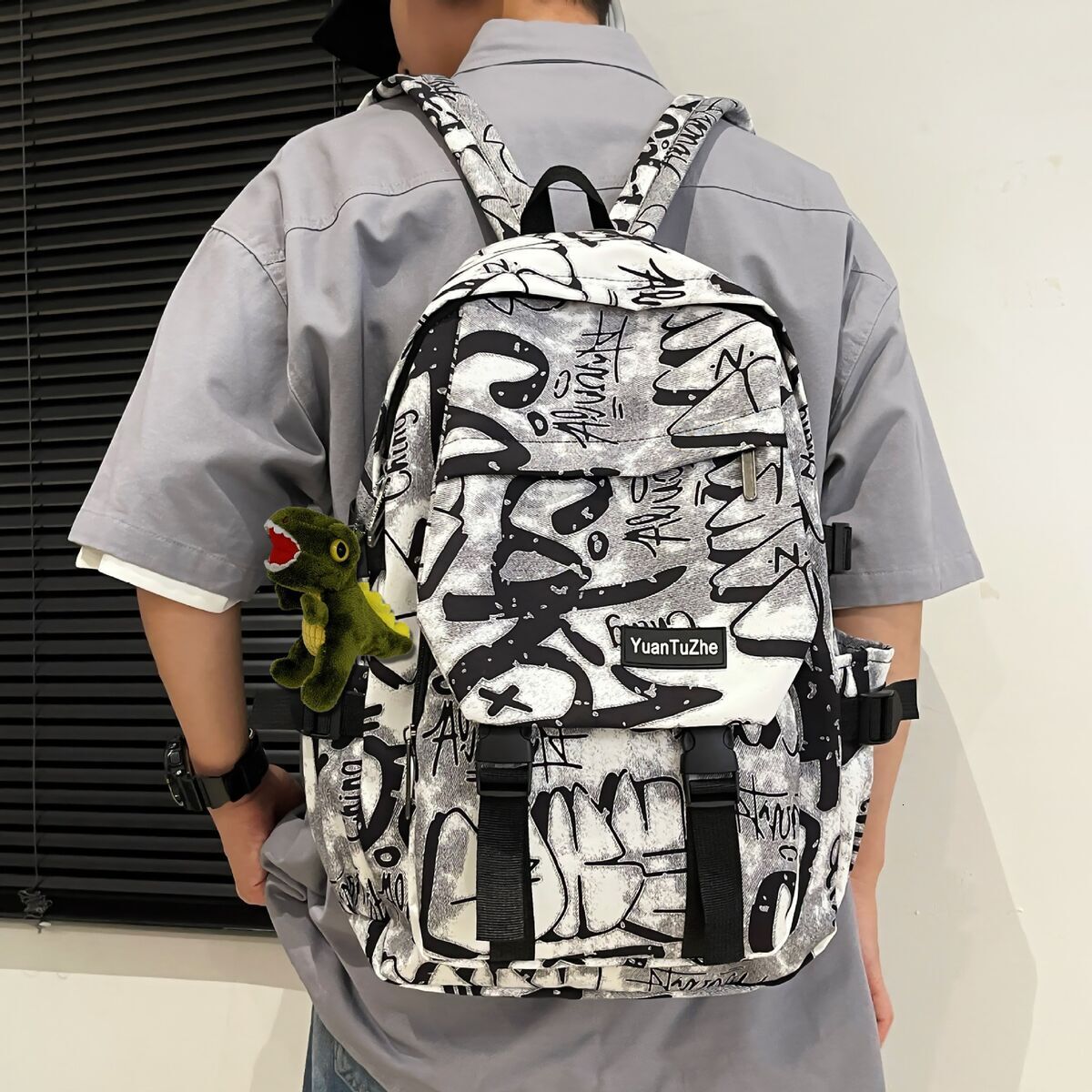 Trendy brand backpack for men, Ins trendy cool large capacity graffiti backpack for men, casual college student backpack for men
