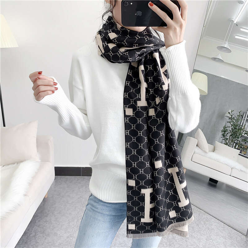 Scarf for Women Designer Luxury Autumn New Blue Imitation Cashmere Scarf for Women Winter H Letter Ladies Shawl Thick Warm One Piece