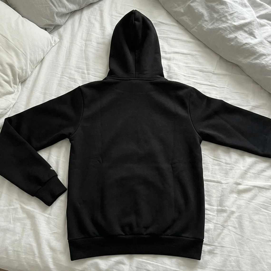 Y2K Streetwear Style Letter Rhinestone Hoodie Men Womens Black Loose Pullover Sweatshirt Retro Trendy Rhinestone Casual Hoodie J251203