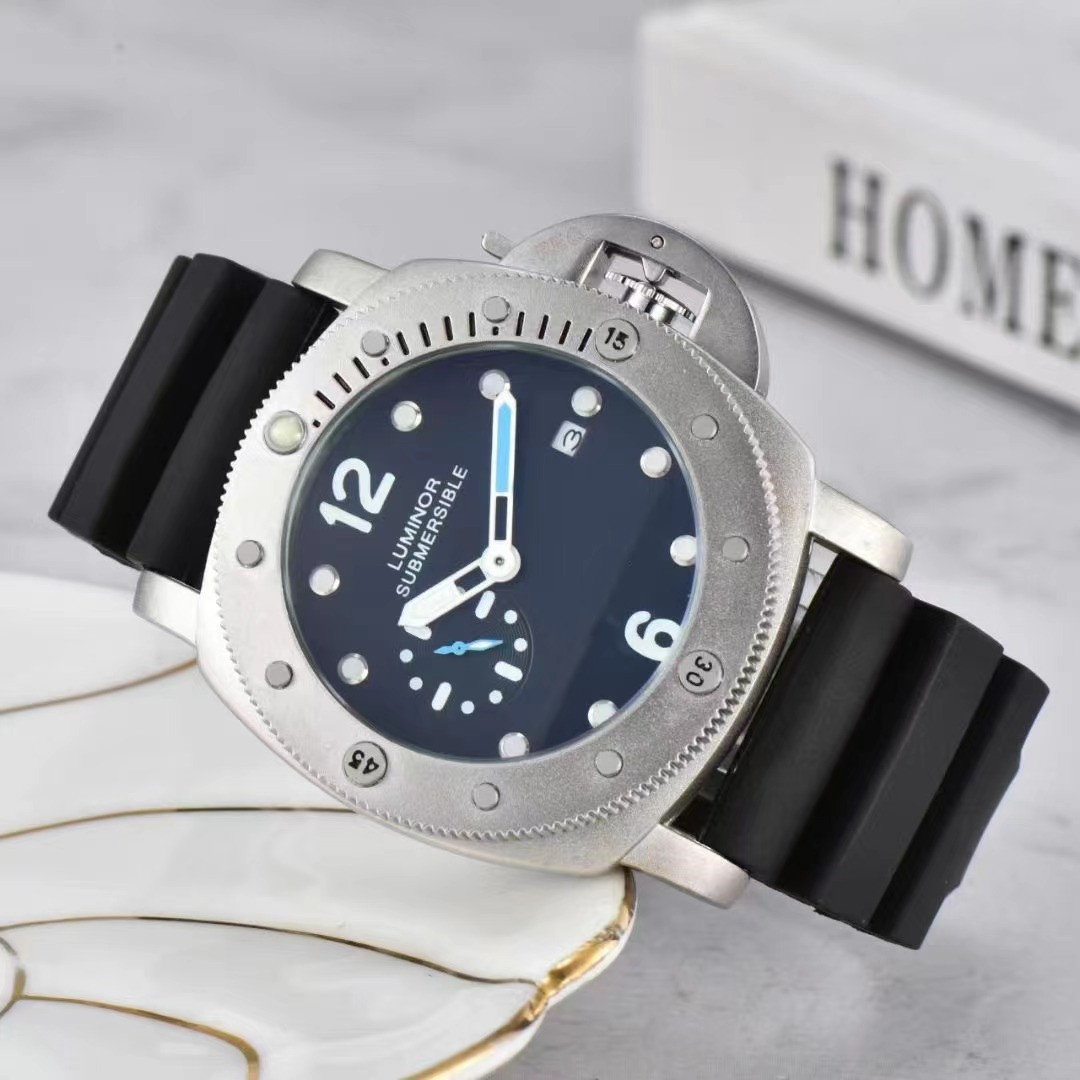 Luminous Movement Men's Watch - A Gift for Your Boyfriend PAM01229 - Rubber Strap