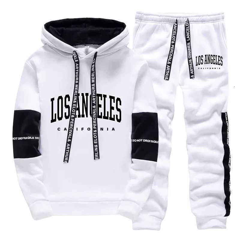 Fashion Mens Tracksuit Printing Sweatshirts Pants Quality Casual Single Piece Hoodie Pants Outdoors Sports Jogging Mens Clothing W251202