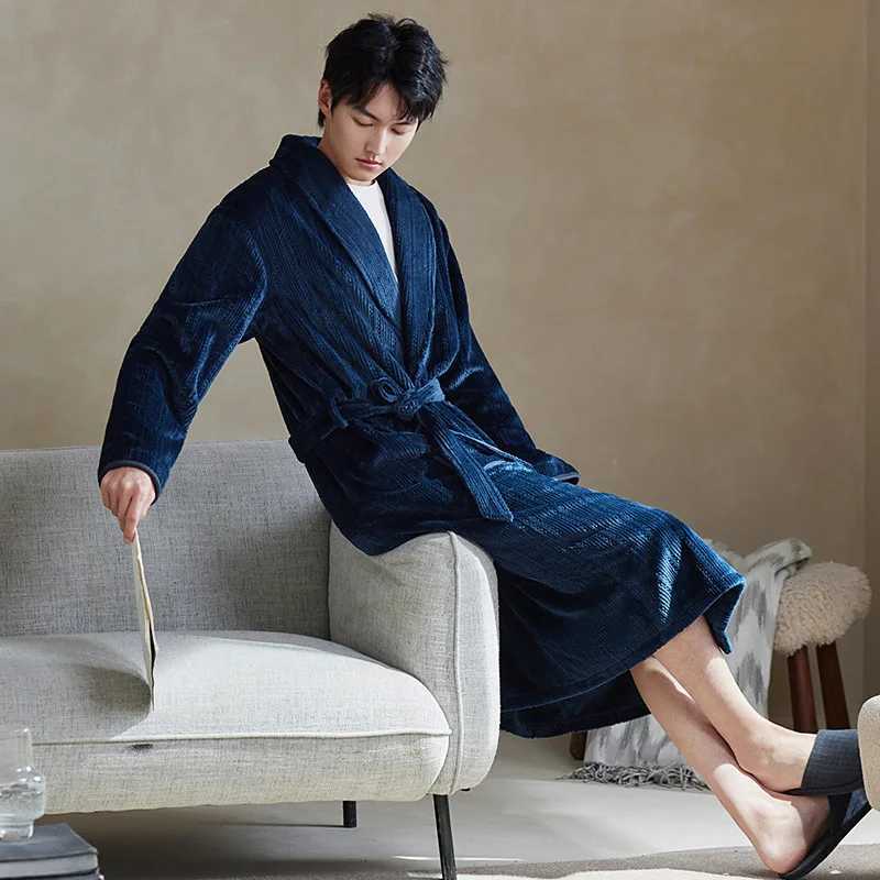 Winter Flannel Men Home Sleepwear Robes Thicken Terry Robe Male Long Sleeve Kimono Warm Bathrobes Home Wear Peignoir Men Robe C251202