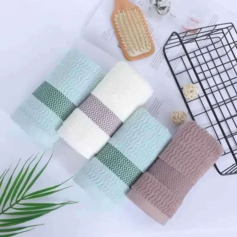 Towel Set of 2 Thickened Absorbent Cotton Towels Quick Dry Soft Face Towels Pure Cotton Quick Absorbent Towels for Home Bathing Y251202