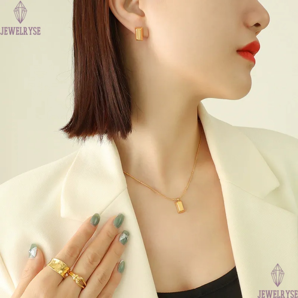 elegant new 18k gold brick designer necklace for woman party home stainless steel pendant luxury necklaces school choker jewelry travel birthday frien