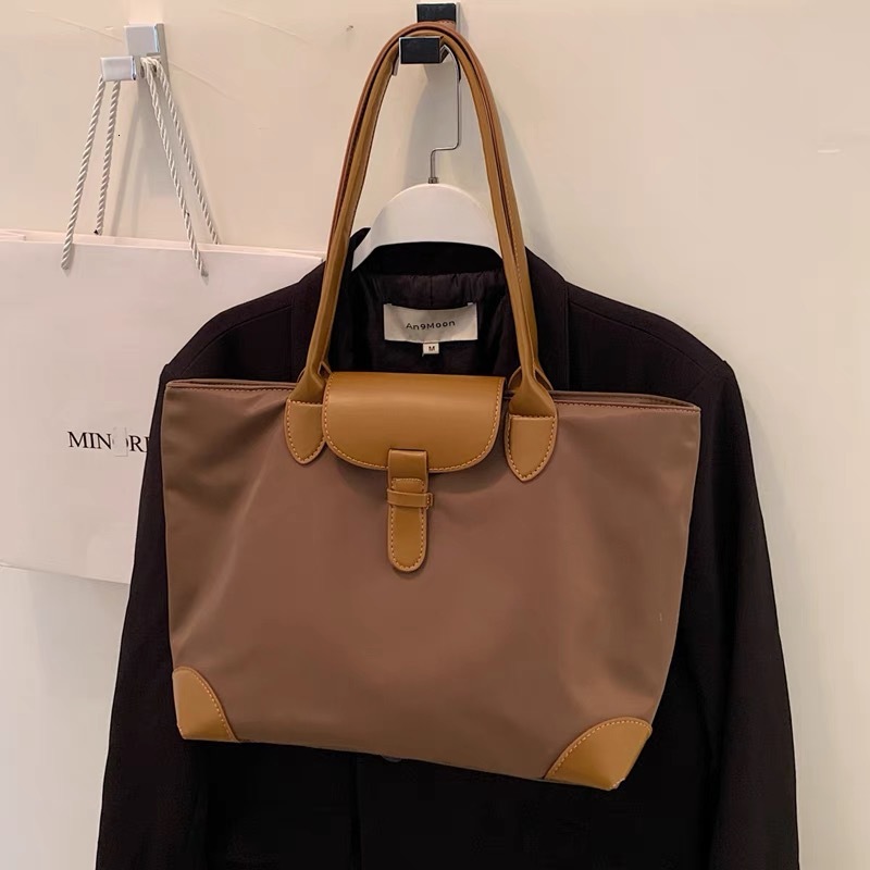 Cross-Border Large Capacity for Women 2024 New Single Shoulder Commuter Student Class Nylon Fabric Versatile Tote Bag