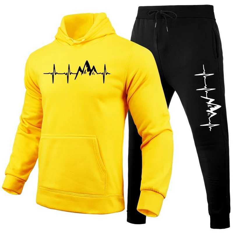 Fashion Hot Sale Mens Tracksuit Outdoors Men Daily Comfortable Hooded Sportswear and Sweatpants Man Sports Suits Jogging Simple W251202