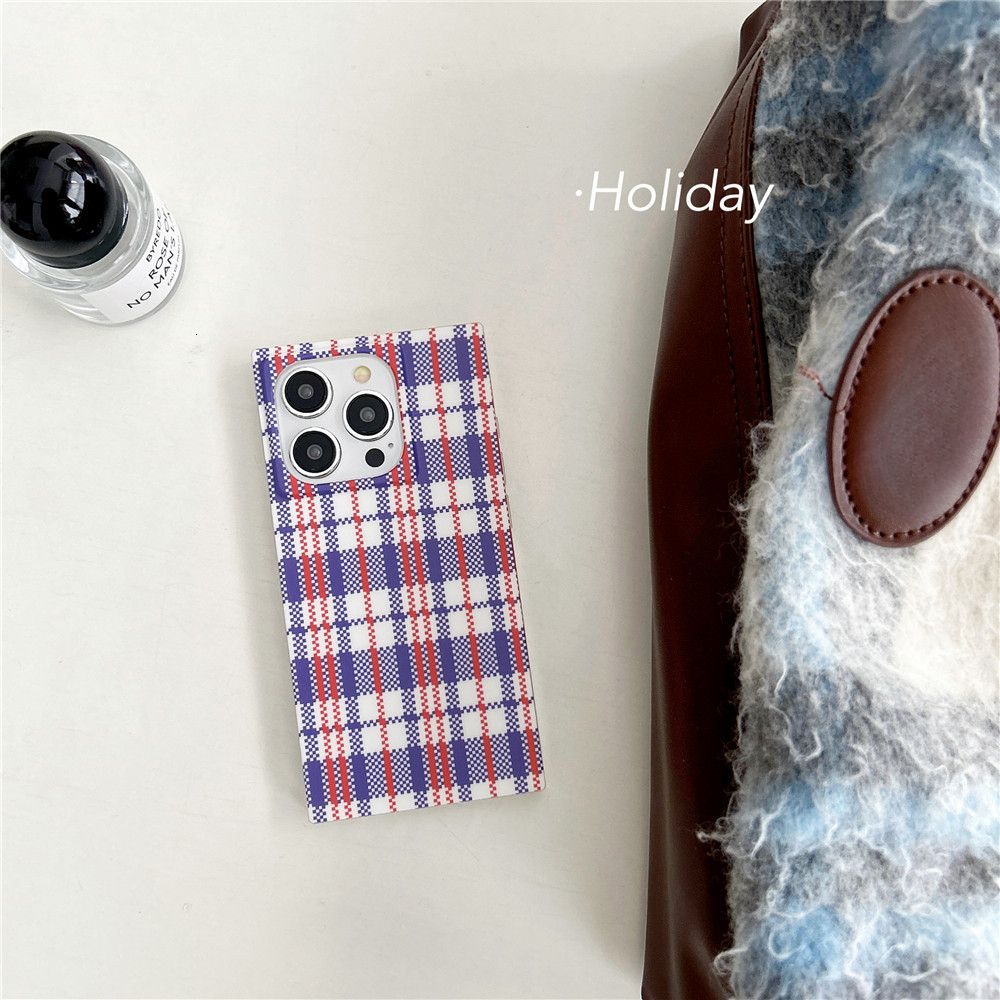 Black and White Large Plaid Phone Case Compatible with iPhone 17/16/15 Pro Max Niche Simple Square Case iPhone 14/13