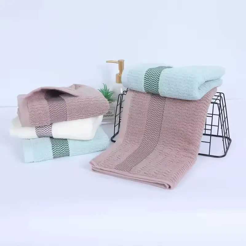 Towel Set of 2 Thickened Absorbent Cotton Towels Quick Dry Soft Face Towels Pure Cotton Quick Absorbent Towels for Home Bathing Y251202