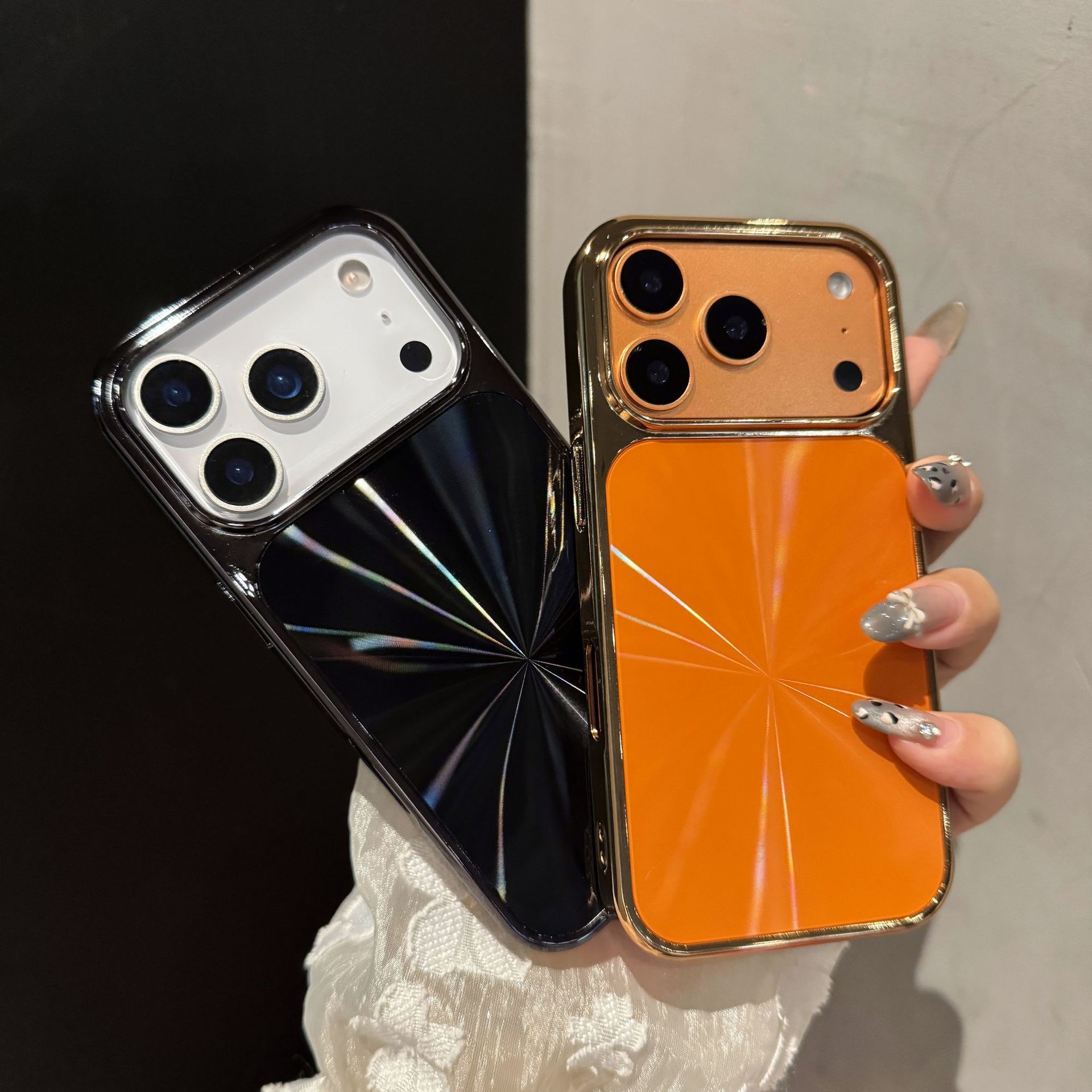 Large Hole Laser Phone Case iPhone 17 Pro Max Compatible with Apple 16/15/14 Pro High-end Feel Electroplated Case