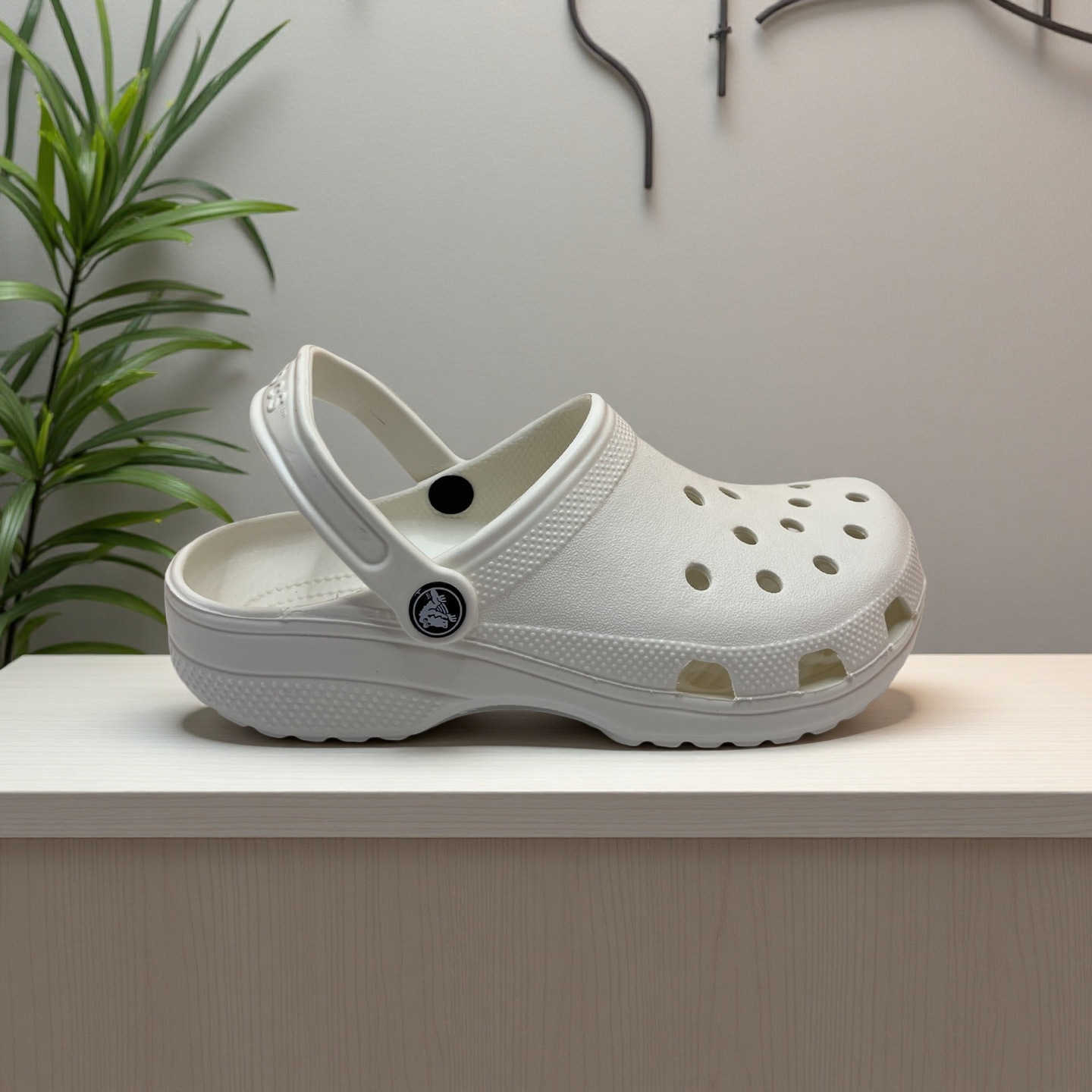 Mens Clogs Summer New Style Celebrity Breathable Non-Slip Cushioned EVA Couple Best Friend Parent-Child Shoes Suitable for Outdoor Wear L251202EMAK