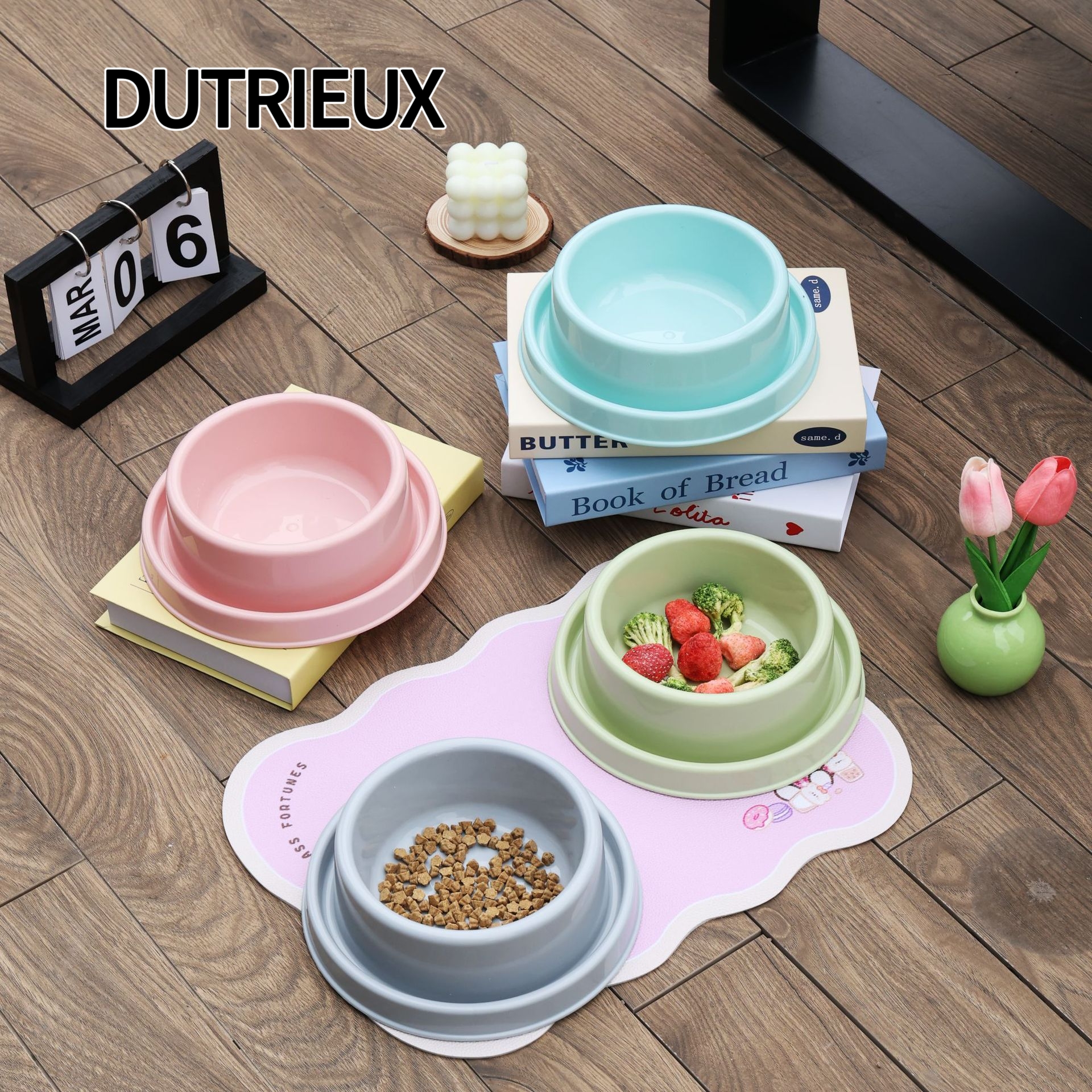 H1700 Economical double plastic pet bowl, large size, non-slip, easy to clean, and lightweight.