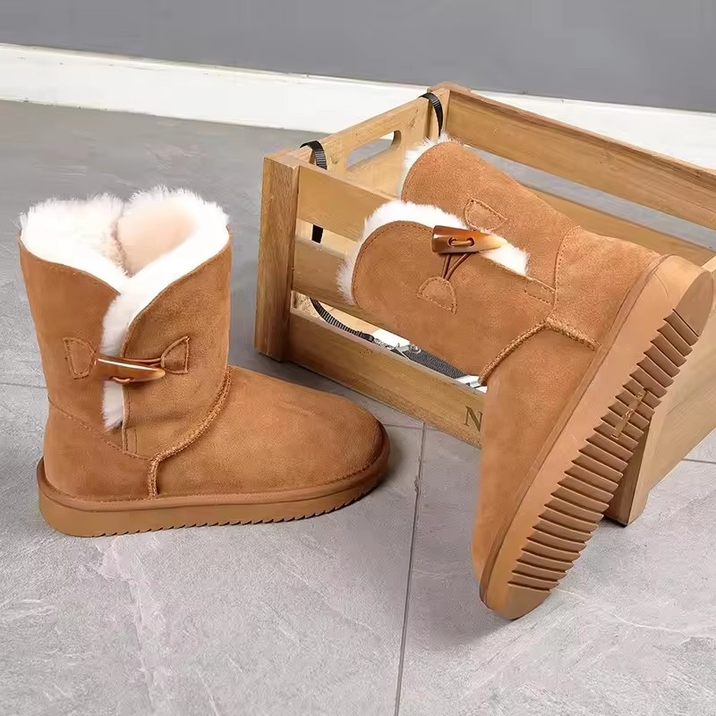 Designer shoes 2025 new fur integrated snow boots for womens mans winter warm and thick soled fashion boots