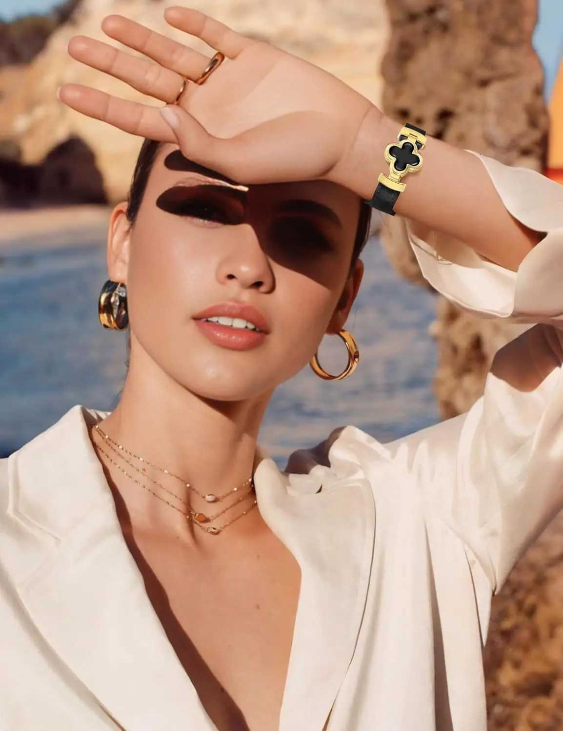 Genuine Leather Watch Straps for Apple Watch 11 10 8 7 6 SE 5 4 Magnetic Watchband 46mm 40 41 42 44 45 49mm for iwatch ultra 3 2 Z251203