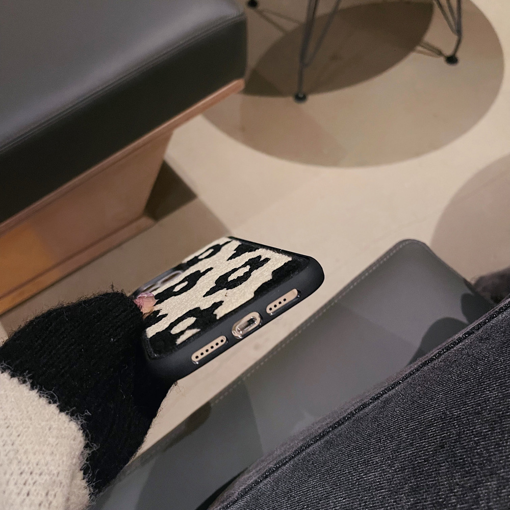 Plush Embroidered Black Flower Phone Case for iPhone 17 Pro Max, Apple 16/15/14, Autumn Winter Shockproof Cover