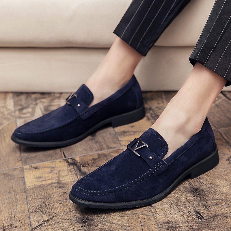 Designer casual shoes free shipping Pointed toe leather shoes casual shoes oversize men's shoes made of suede black and blue men