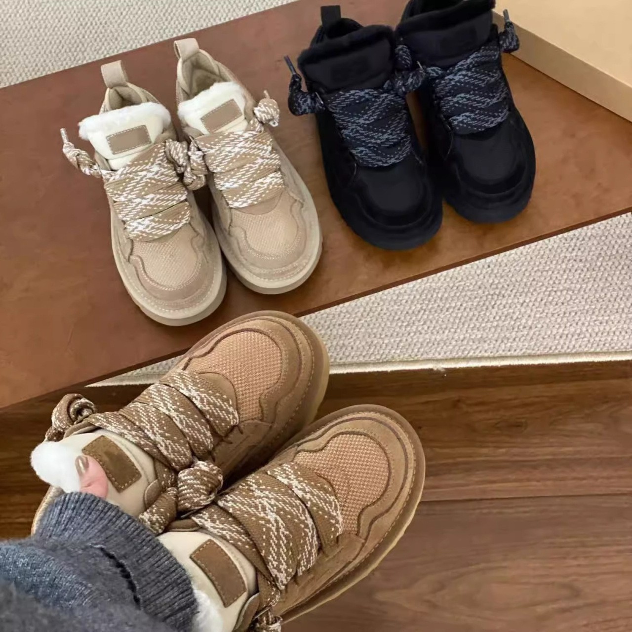 Couple's style snow boots with integrated sheepskin and fur lace-up non-slip warm sports casual cotton shoes wool snow boots