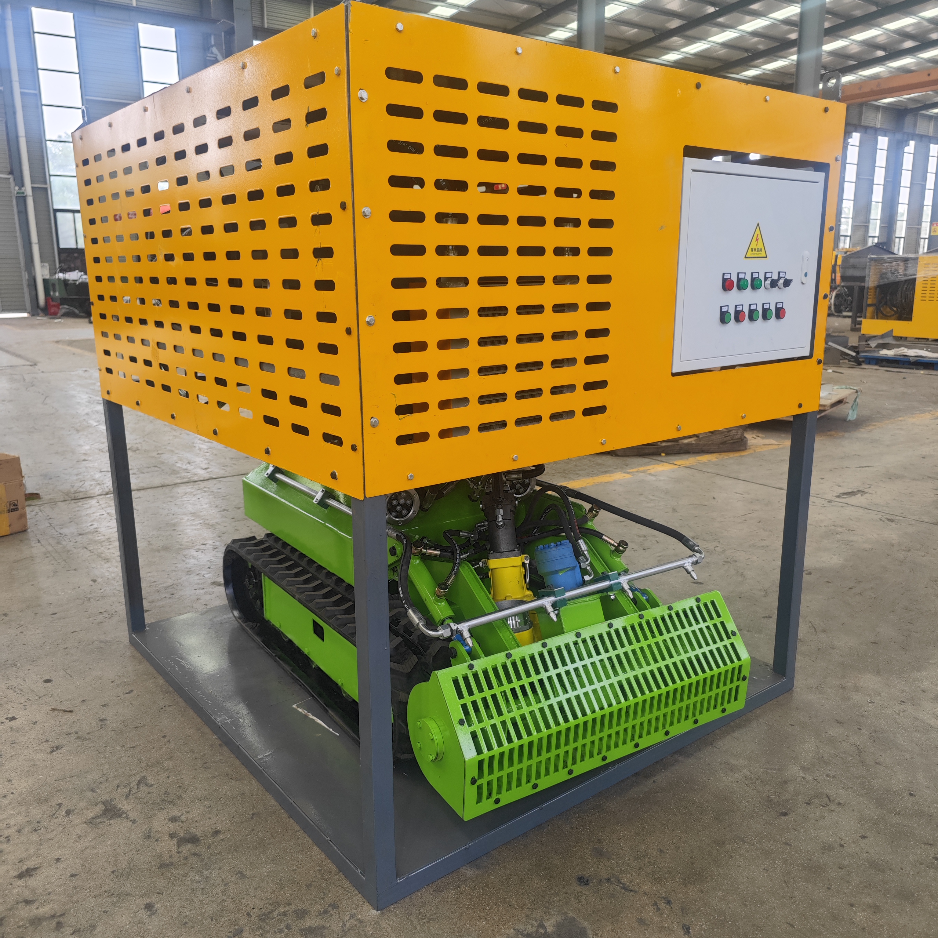 Automatic Sludge Removal Robot with Crawler Drive for Septic Tank Cleaning