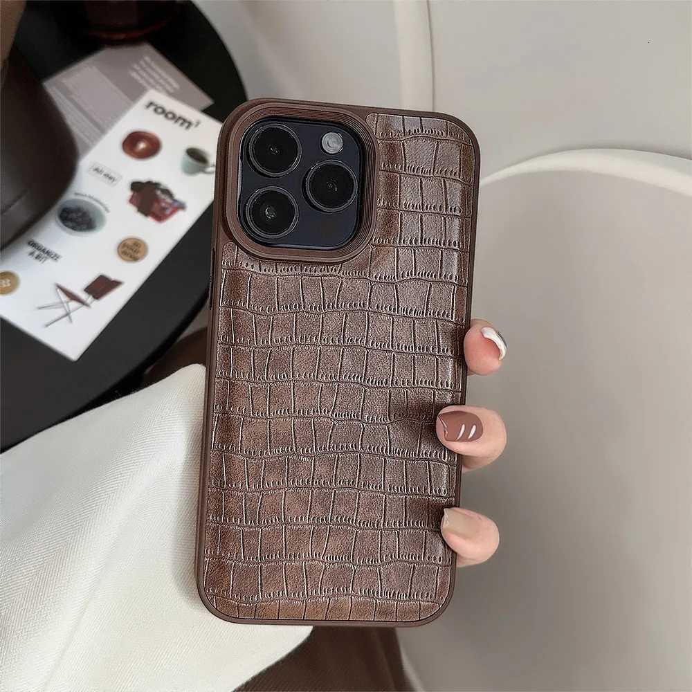 Stylish Vintage Brown Alligator Texture Cover Case for iphone 12 13 14 15 16 17 Pro Max Plus Earth Tone Faux Leather Phone Case Z251203