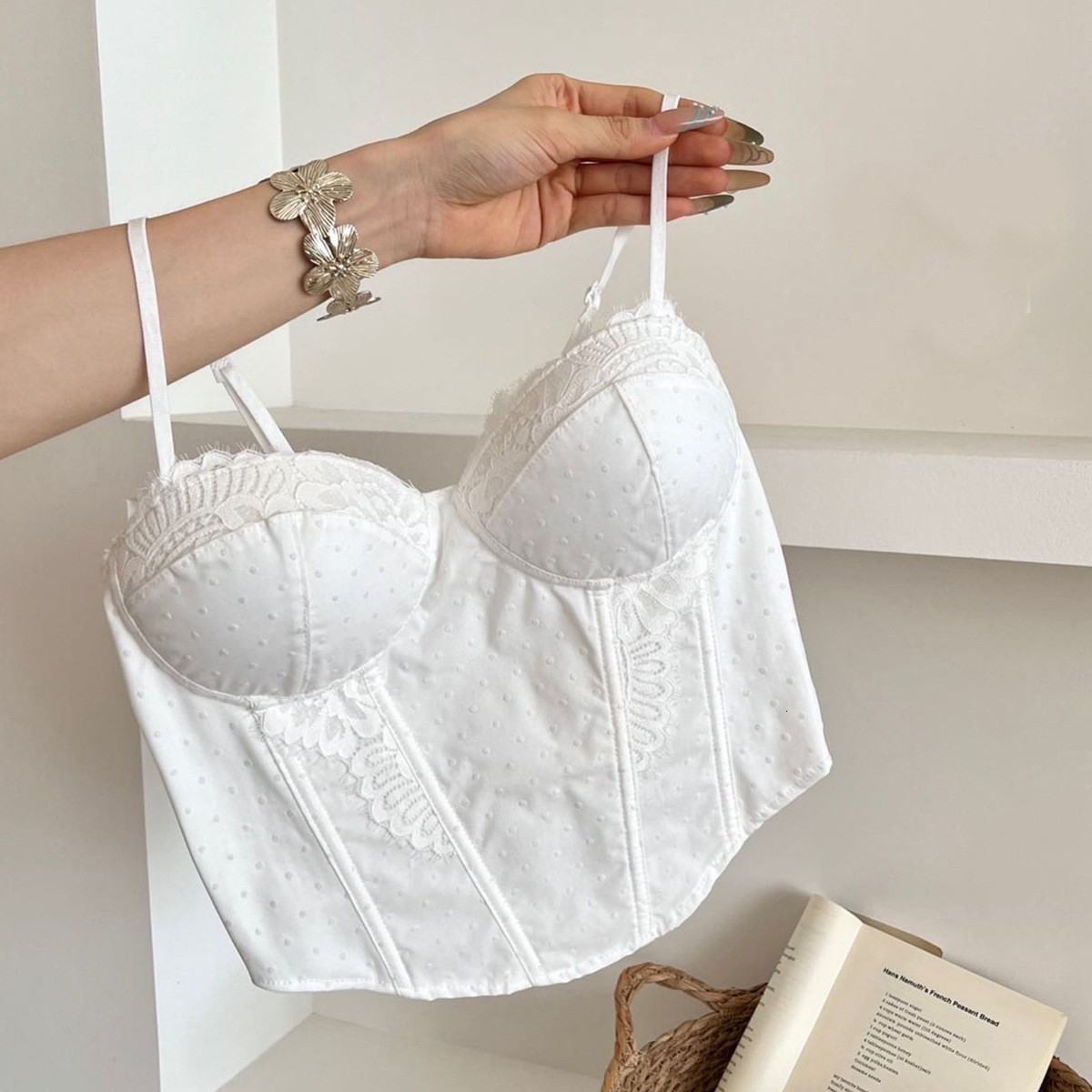 Viifaa Lace Trim White Satin Strapless Sexy Corset Crop Top Women Zipper Back Tight Bustier Clubwear Party Female Slim Tops 220316