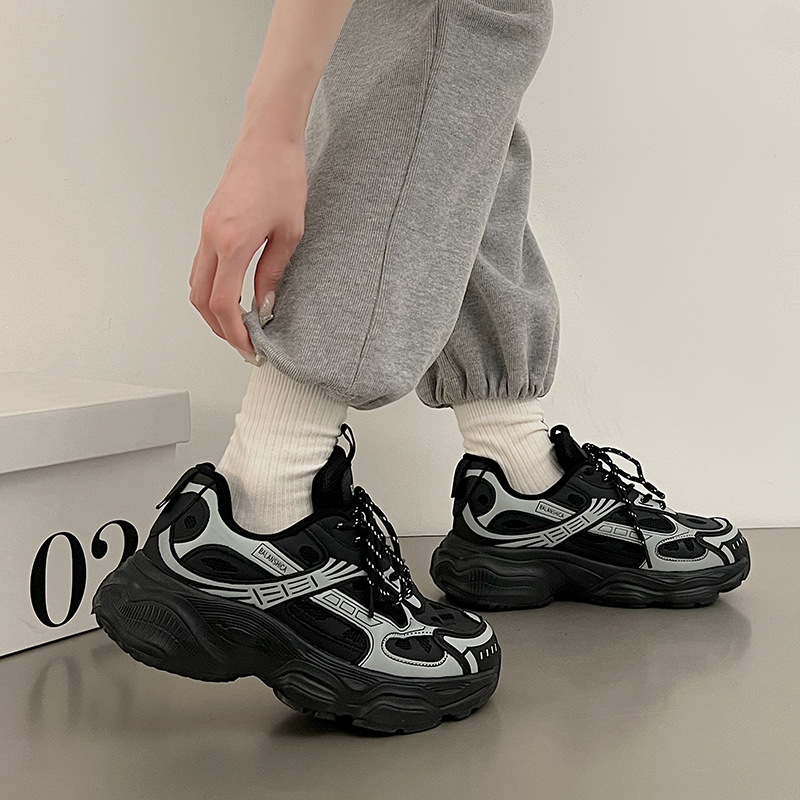 Men's chunky dad shoes 2025 spring new style Black Warrior ins internet celebrity little black shoes men's trendy sports shoes