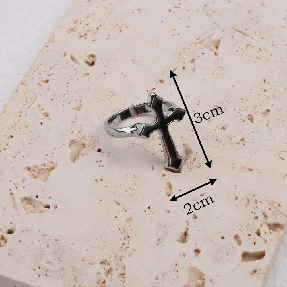 20/40Pieces/Lot Wholesale Black Cross Ring For Women Jesus Style Mens Trendy Vintage Punk Metal Religious Rings Party Gift 251128