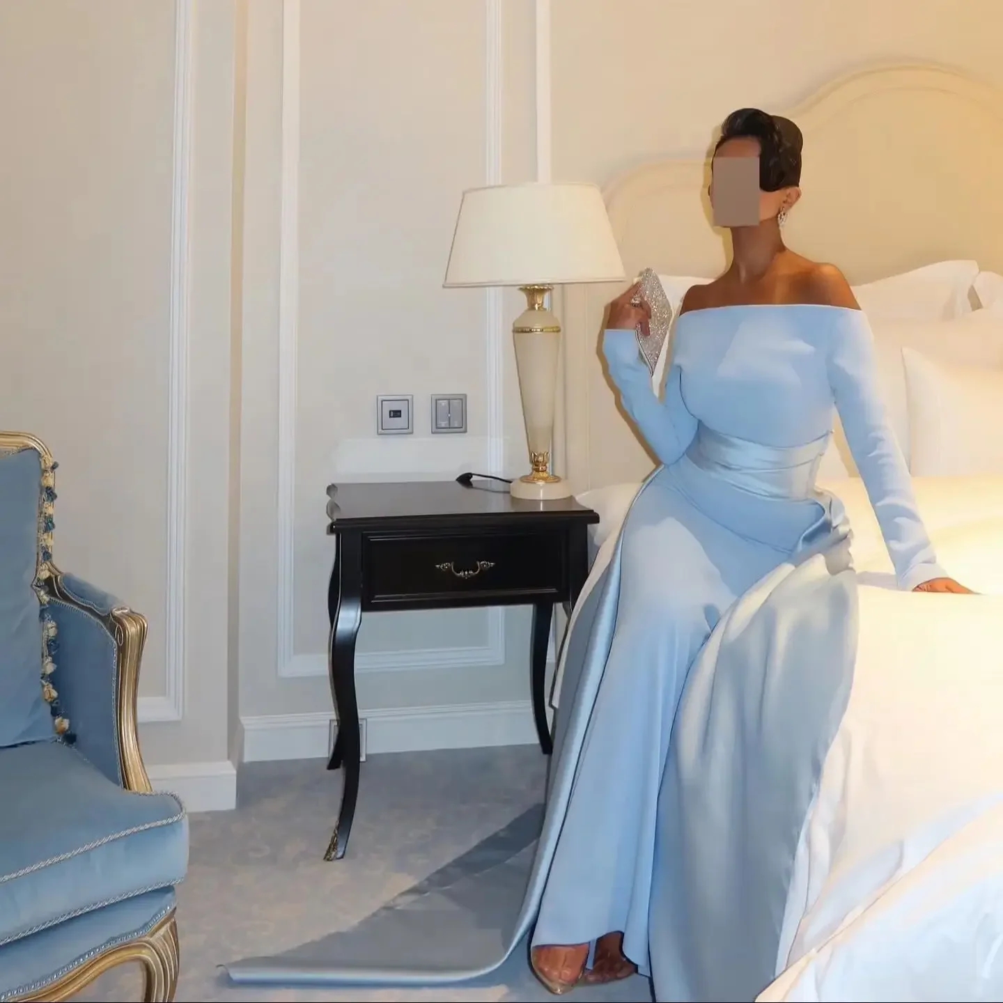 Classic Sky Blue Sheath Evening Dress Off Shoulder Pleats Long Sleeves Satin Train Formal Prom Party Gowns Pageant Robe De Soriee Gala ZD19