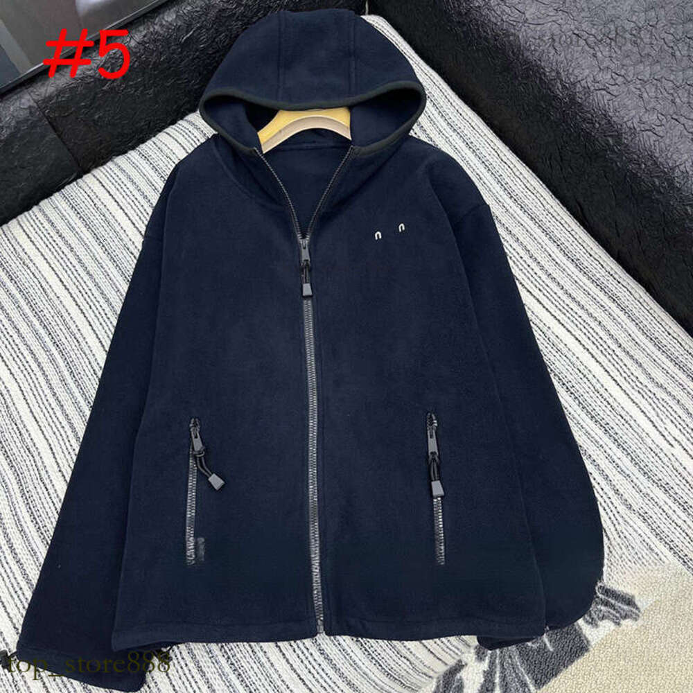 Miu Jacket Womens Jacket Designer Tech Fleece Women MM Jackets Fashion Draw Rope Black Men Winter Coat Pattern Muily Sweater Youth Fur Sport C0f