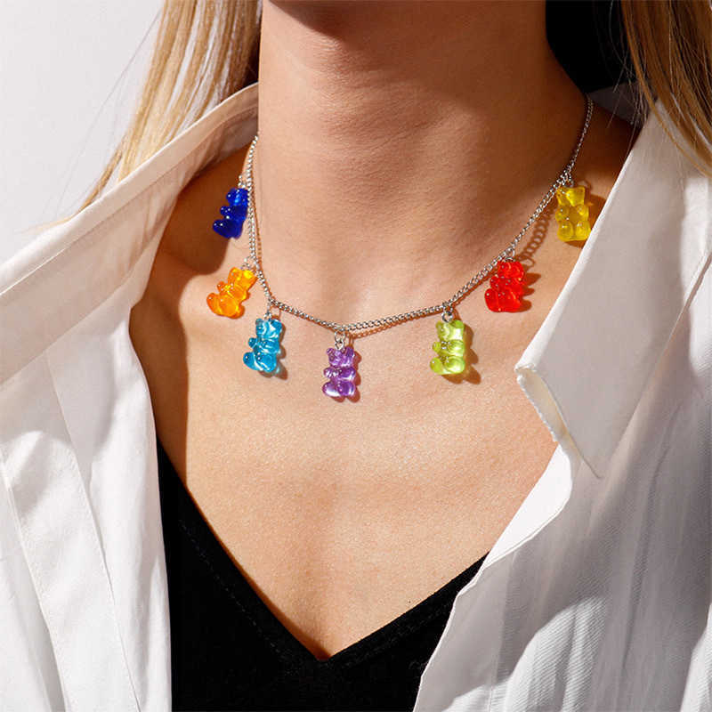 Popular accessory: multicolored cartoon resin teddy bear necklace, candy-colored teddy bear, cool girl-style personalized sweater chainXJ250912