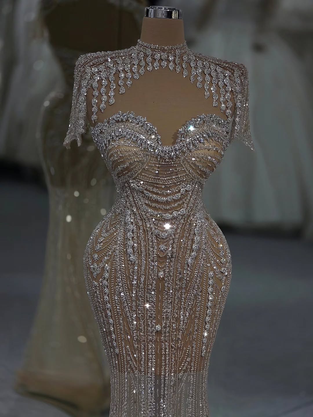 Exquisite Evening Dresses Rhinestone Strapless Prom Gown Sequins Beaded Illusion Cape Princess Mermaid Customized Vestidos De Noche