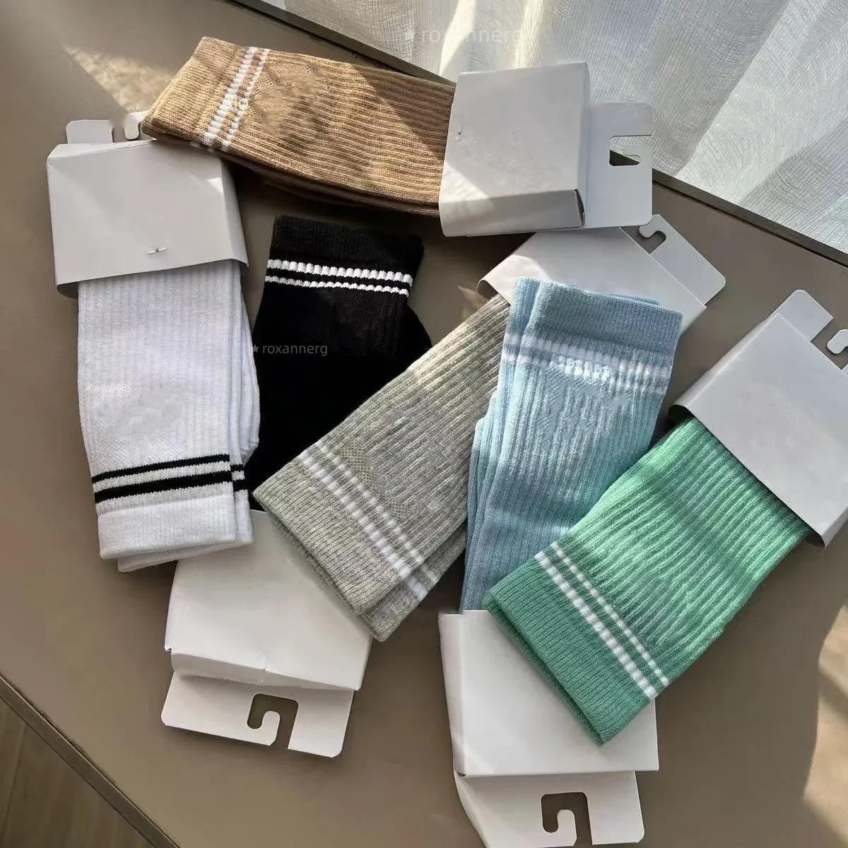 Designer Men's Socks 3 PCS Outdoor Sports Sock Letter Print Womens Stocking Yoga Socks Cotton Sweat Absorbing Soccer Long Socks Men