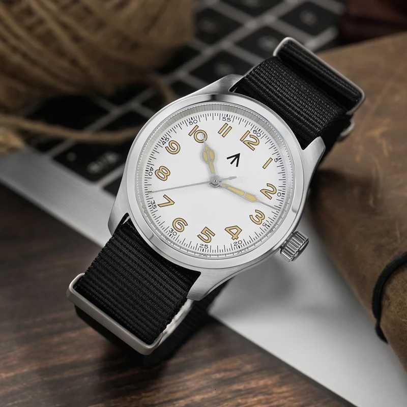 Militado ML08 38mm Quartz Watch Military VH31 Movement Double Sapphire Crystal Luminous 100m Waterproof Vintage Watches K251203