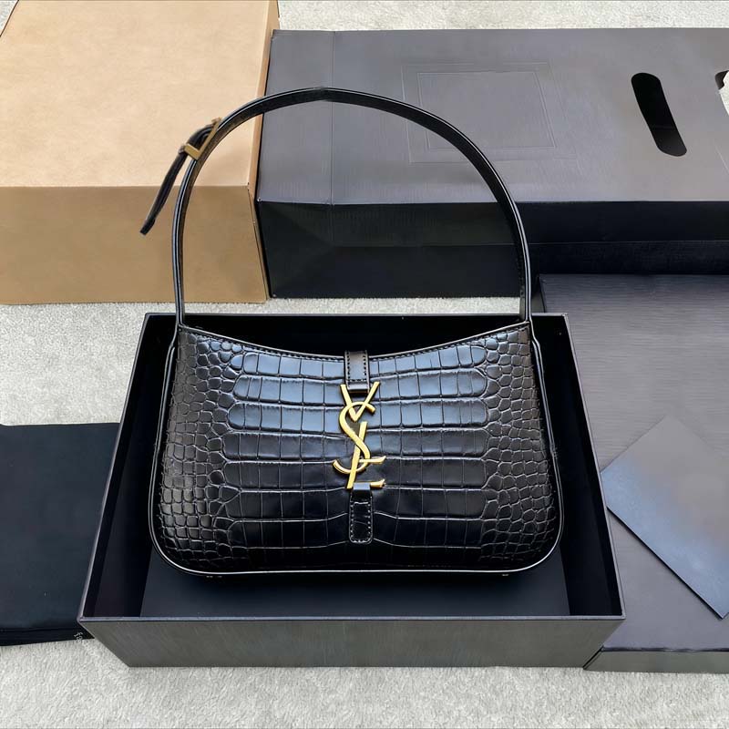 Luxury Classic baguette designers bag Leather Tassel Handbags bag tote bag Shoulder Bag Fringed Messenger Purse Designer Crossbody Bags Wallet Evening Bags