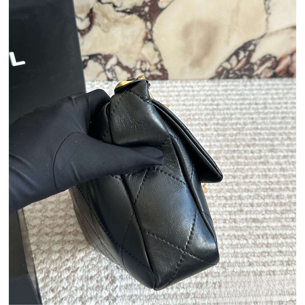 Luxury Designer bag 27cm17 Latest leather chain lattice bag 2026 Women Trending Leather Autumn Handbags Fashion Tote Purse Shoulder Bag High Quality C