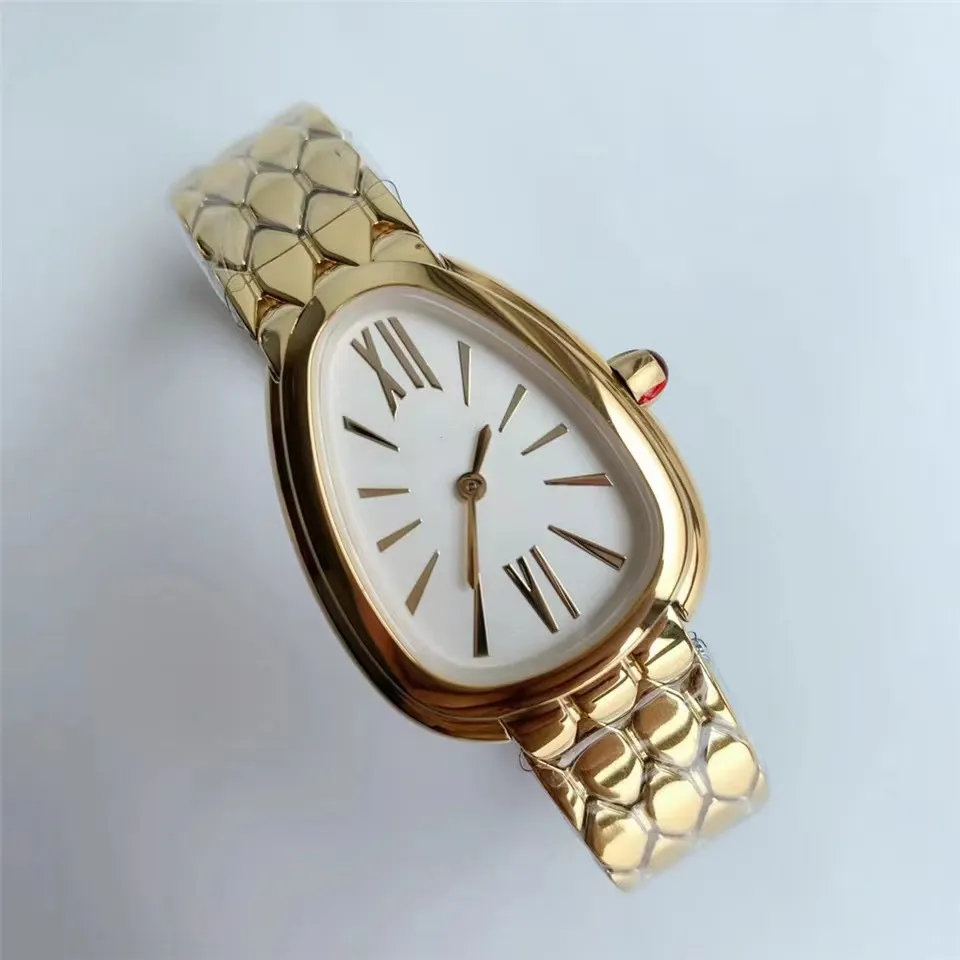 Luxury designer classic fashion quartz watch sapphire glass triangle dial is a lady's favorite Christmas gift