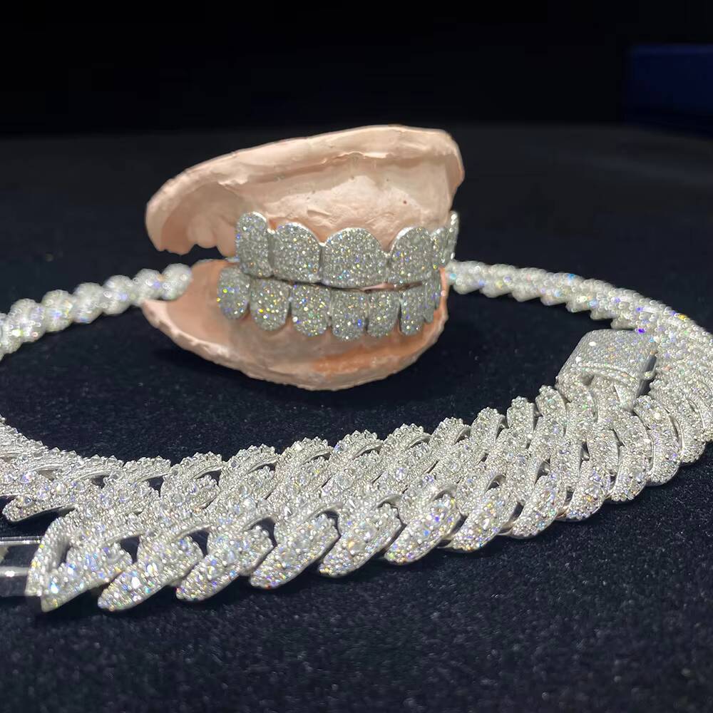 New Design 925 Silver Upside Down Setting 14mm VVS Moissanite Middle Large Stone Chains Fast Shipping with GRA Certificate