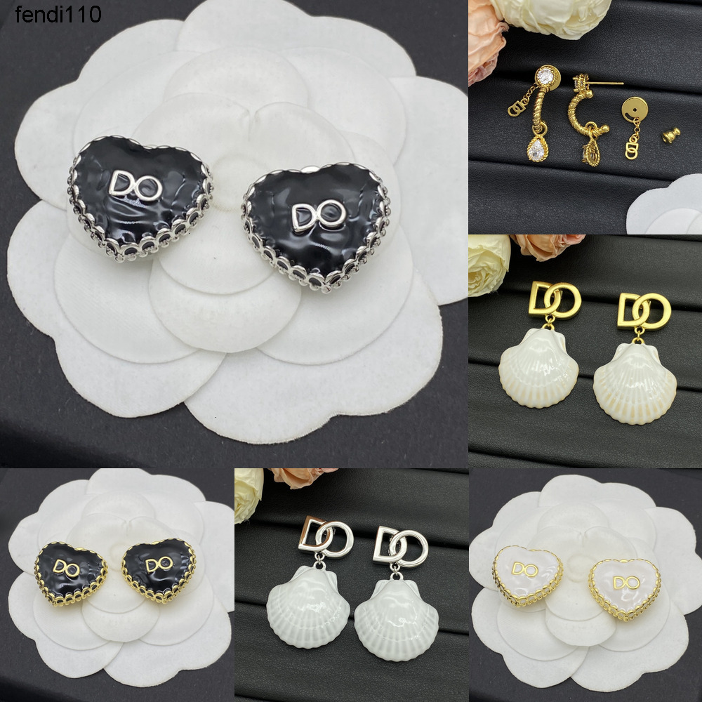 Stud Dangle Chandelier Earrings Women Designer Fashion Ear Stud Earrings Vintage Letter Top Quality Engagement Earring for Lady Wedding Love Gift Valentine Gift