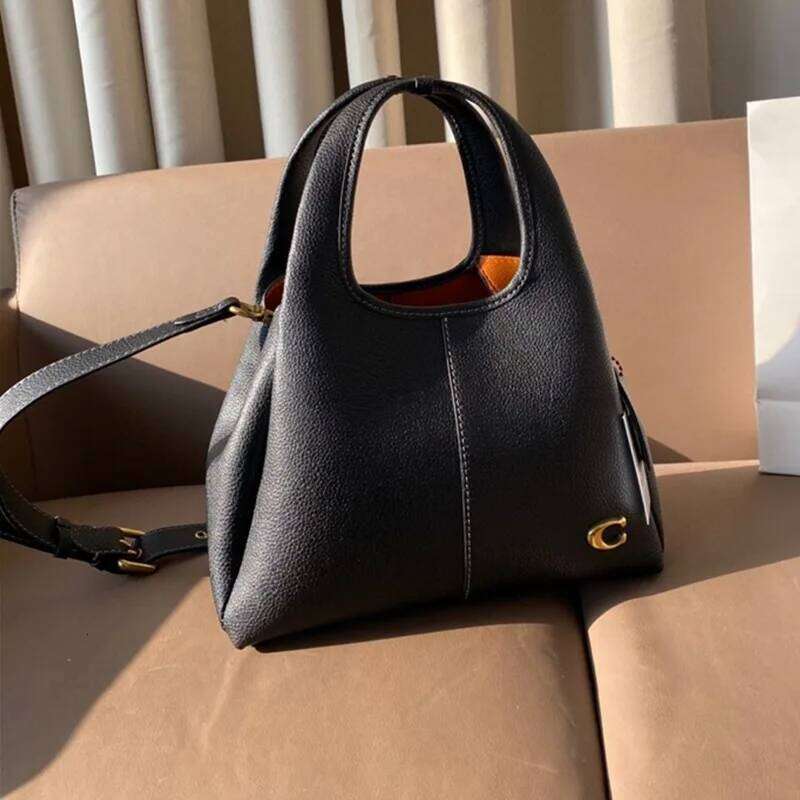 Women S Lychee Pattern Lana Vegetable Basket Shoulder Messenger Retro Portable Bag Bucket Type New