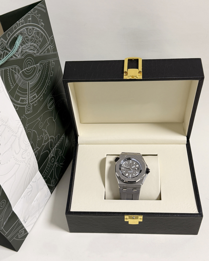 2025 Men's watches high quality imported stainless steel quartz ladies elegant 42mm watch