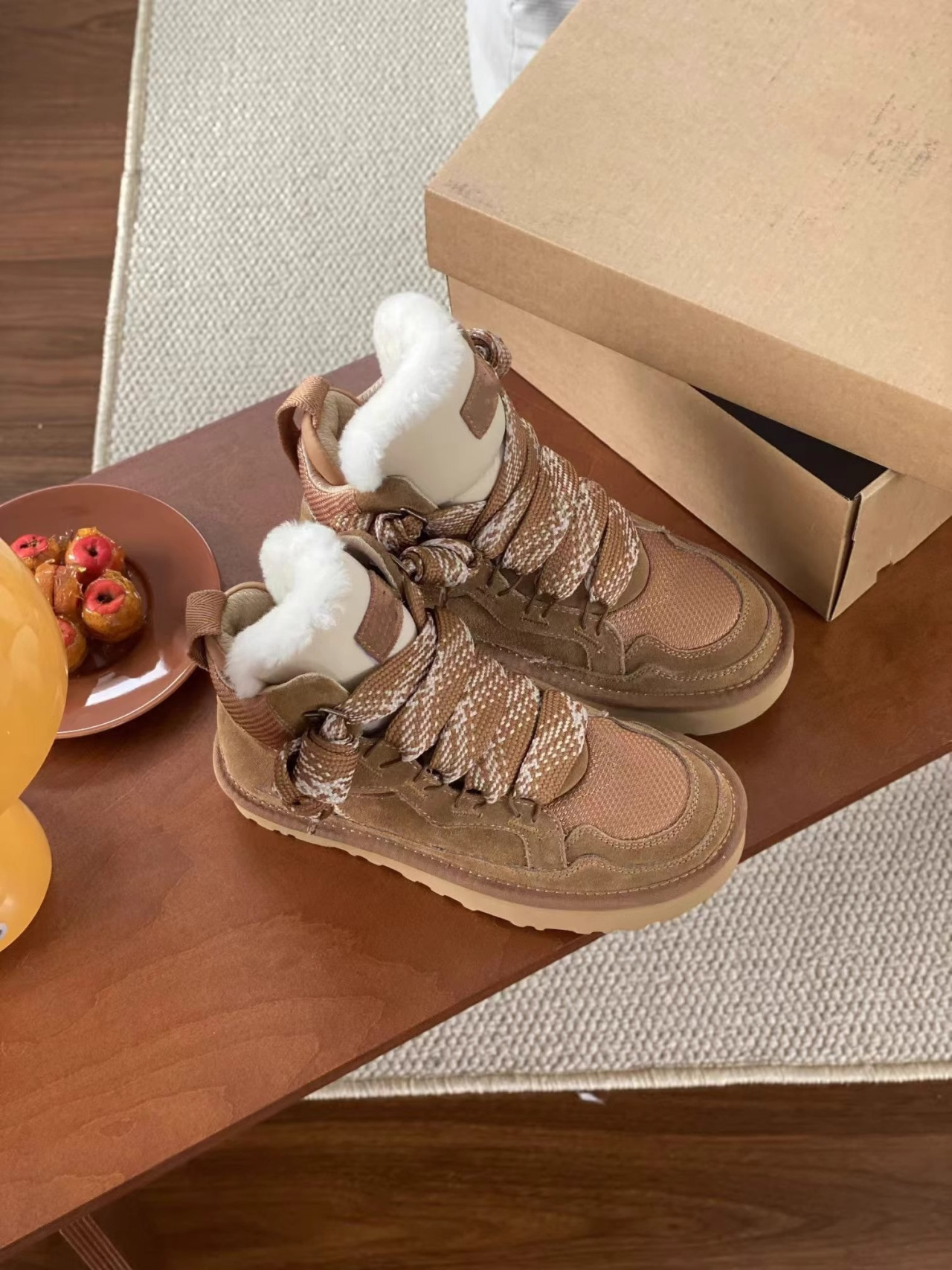 Couple's style snow boots with integrated sheepskin and fur lace-up non-slip warm sports casual cotton shoes wool snow boots