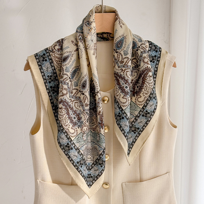 2-Piece Silk-Wool Square Scarf Luxe Scarf Sun Protection Shawl for Layering Elegant Chic Office Lady Minimalist Affordable Luxury Style Sophisticated 