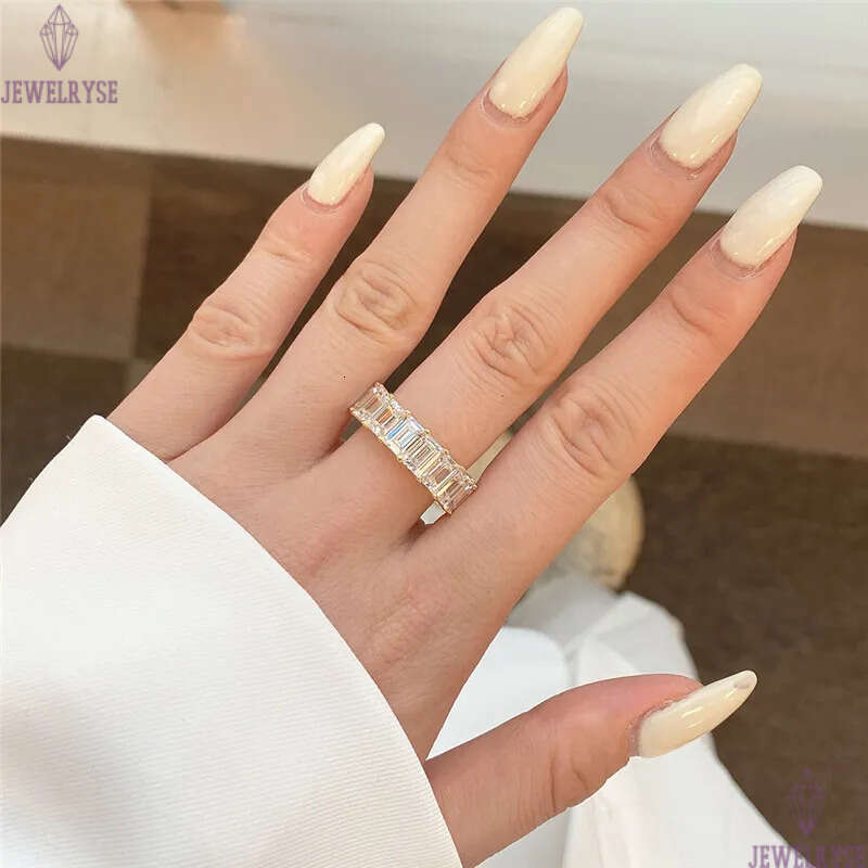 luxurious gold diamond ring for woman wed 925 sterling silver square white 5A ice zirconia love wedding engagement rings designer womens jewelry gift 