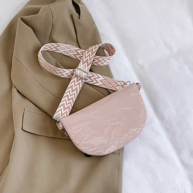 Luxury Beading Chain Waist bag For Women Elegant Solid Colour PU Leather Fanny Pack Ladies Waist Pack Female Crossbody Chest BagT251204
