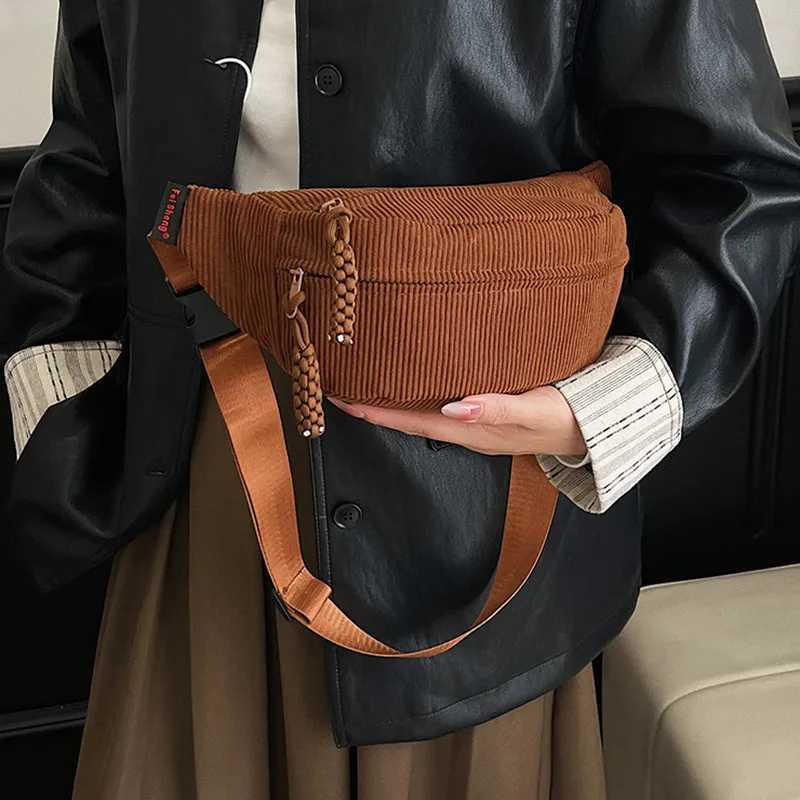 New banana womens chest bag corssbody bags female waist belt bag ladeis handbags large capacity shoulder Sling bags trend 2025T251204