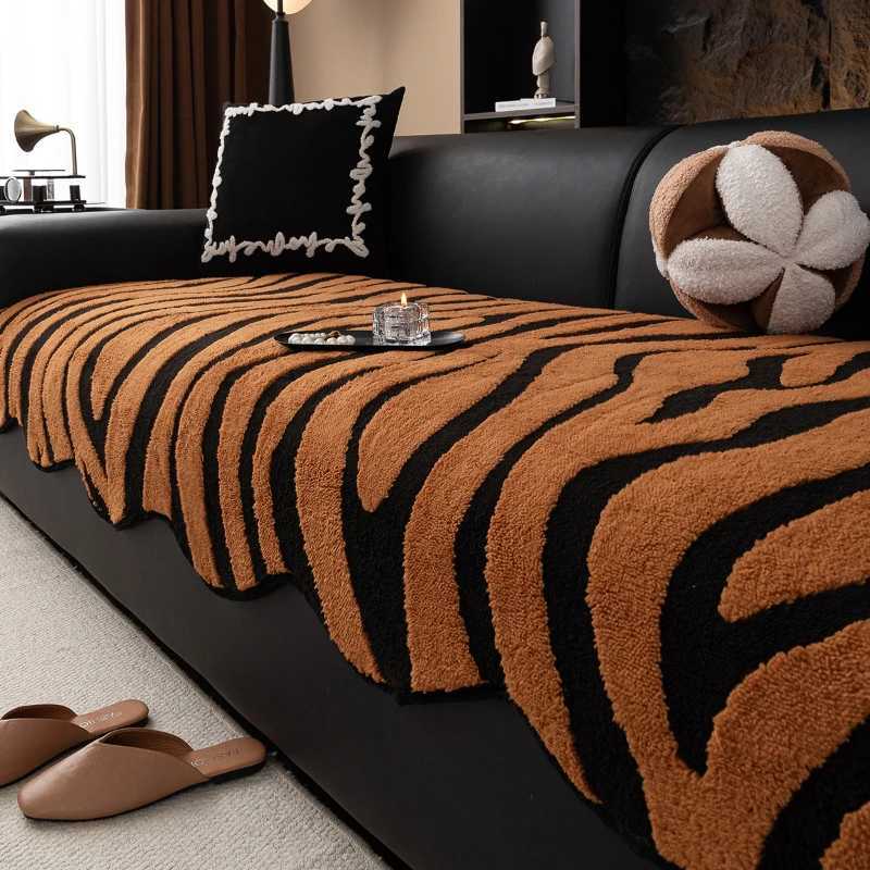 Non-Slip Couch Cover Plush Universal Irregularity Sofa Cushion European Style Retro 2025 New Prevent Cat Scratching Sofa Covers M251204 - view 6