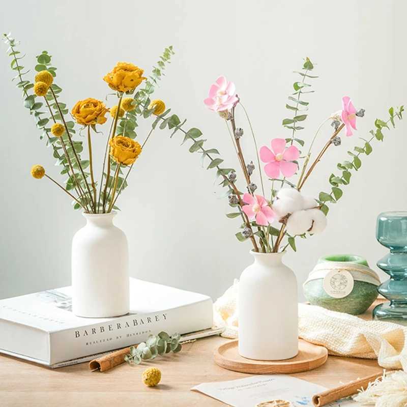 Modern Nordic Flower Vases INS Ceramic White Vase Flower Pot Vase for He Living Ro Interior Off Desktop Decor Crafts H251204