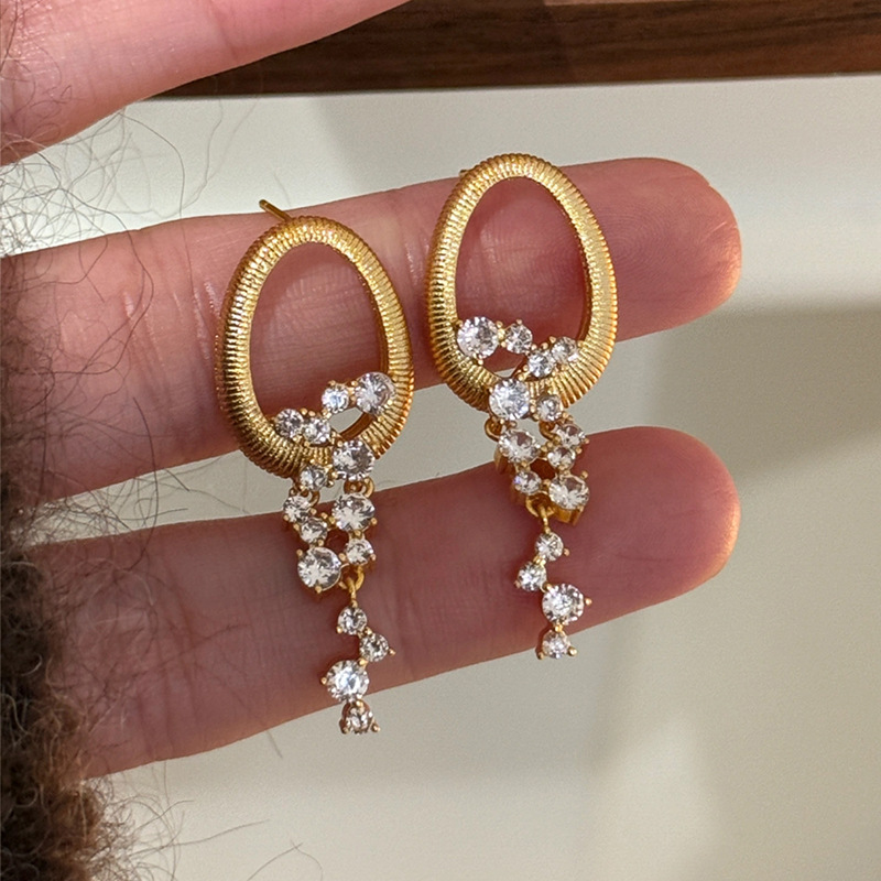 Silver Needle Inlaid Diamond Round Tassel Vintage Elegant High-end Personality Fashion Light Luxury Niche Earrings for Women - view 7