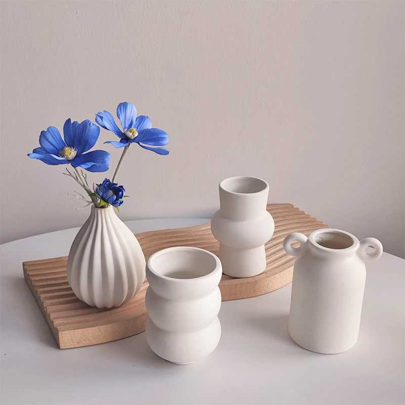 Nordic Ceramic Vase White Mini Flower Pot Modern Plants Bottle Decorative Floral Arrangement Display Vases He Table Decoration H251204