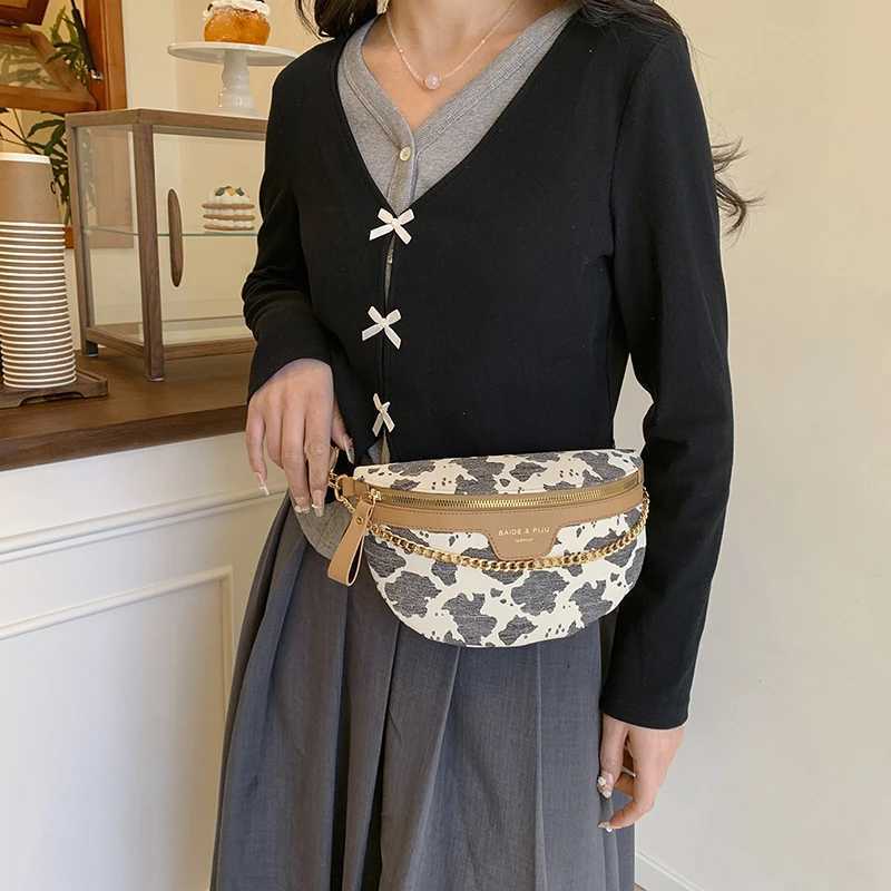 Fashion Brand Women Crossbody Chest Bag 2025 New Waist Bag Leopard Print PU Leather Shoulder Bag Phone Purse Designer Chest PackT251204